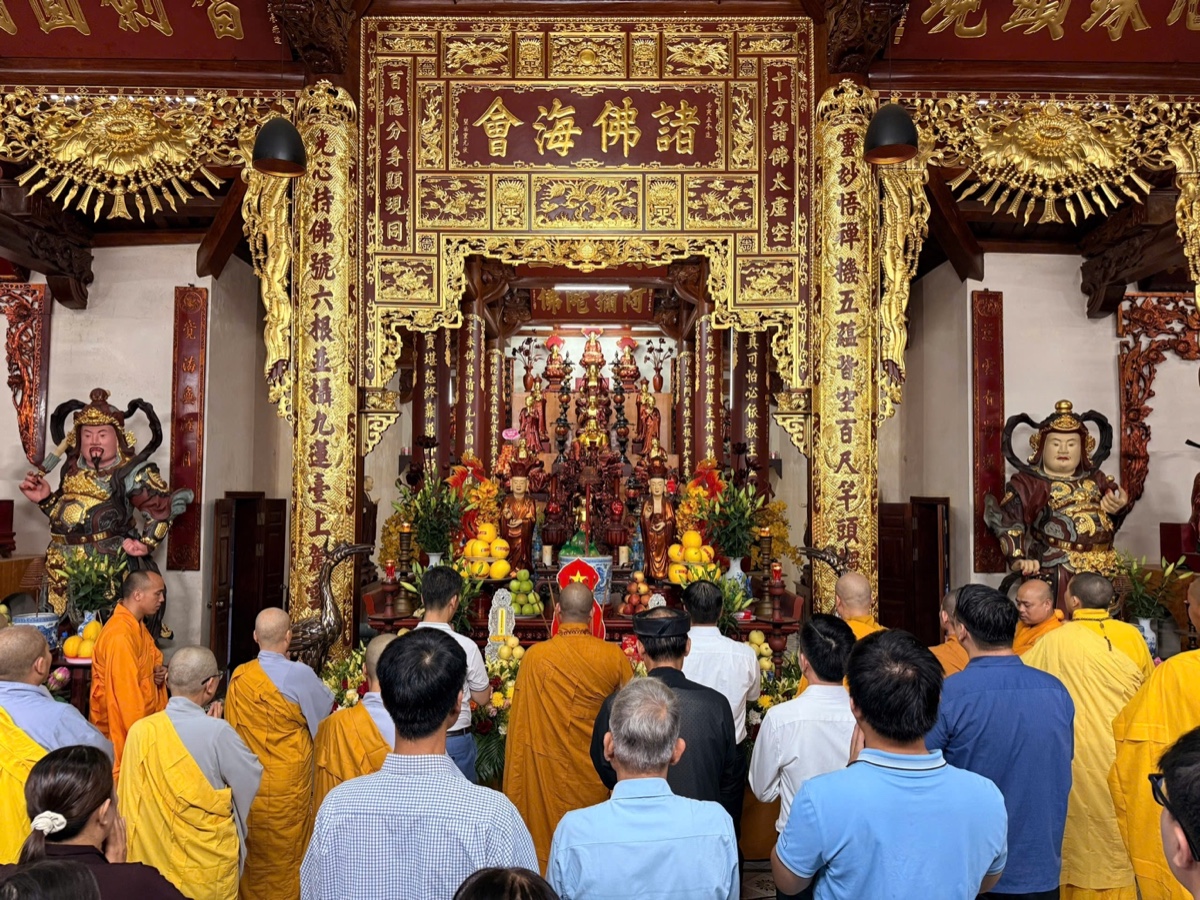 Hà Nội: Các cơ sở tự viện trang nghiêm tưởng niệm, tri ân các anh hùng liệt sĩ